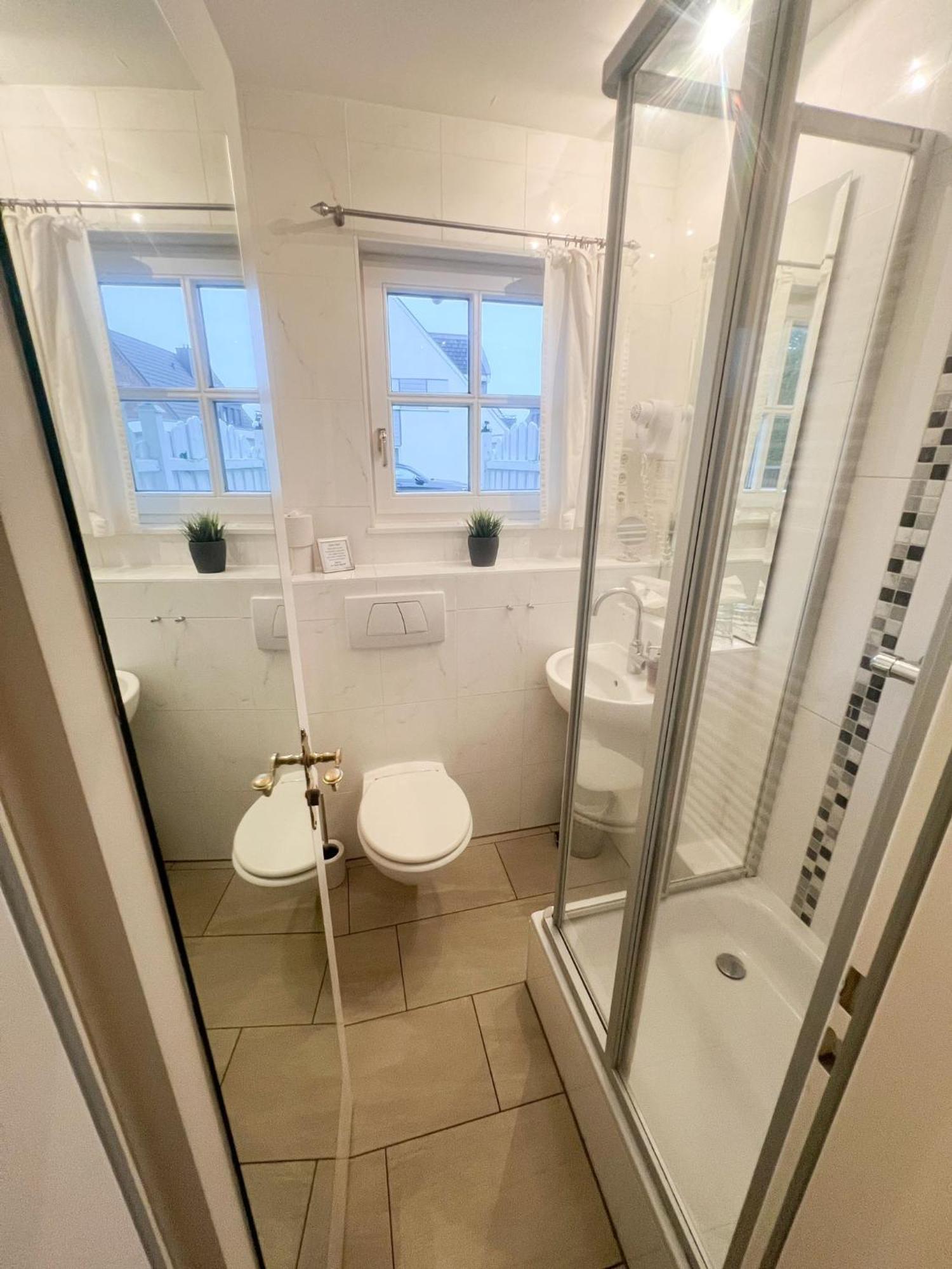 Hotel Garni Seeluft Buesum Kültér fotó